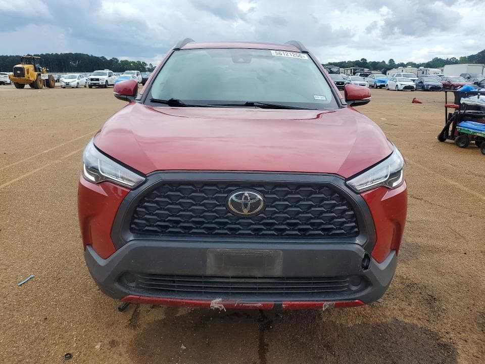 2022 TOYOTA COROLLA CROSS LE 5