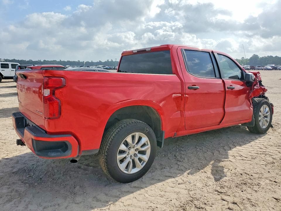2023 CHEVROLET SILVERADO C1500 CUSTOM 3