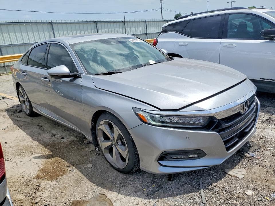 2018 HONDA ACCORD TOURING 4