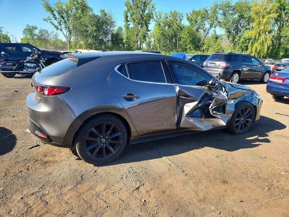 2019 MAZDA 3 PREMIUM 3