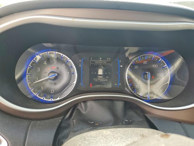 2017 CHRYSLER PACIFICA LX 9