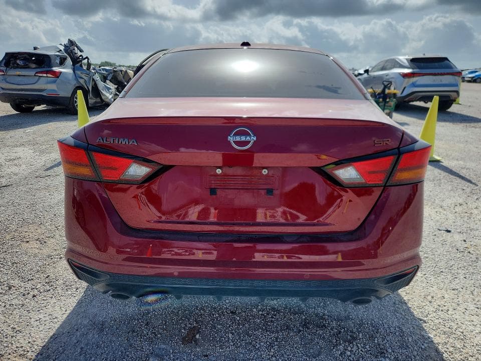 2024 NISSAN ALTIMA SR 6