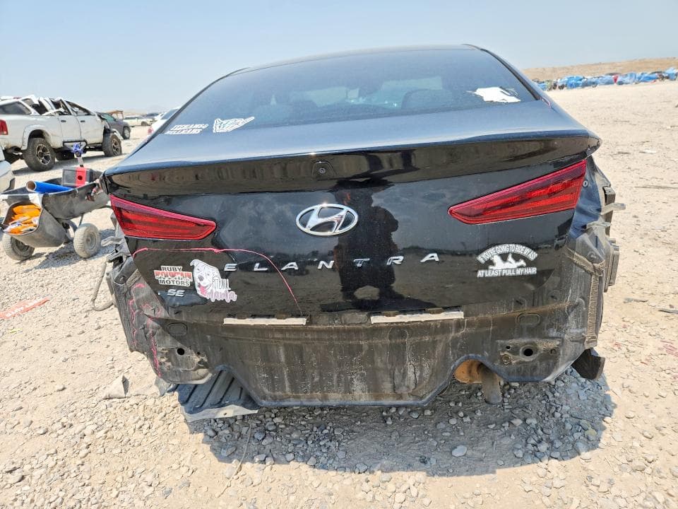 2020 HYUNDAI ELANTRA SE 6
