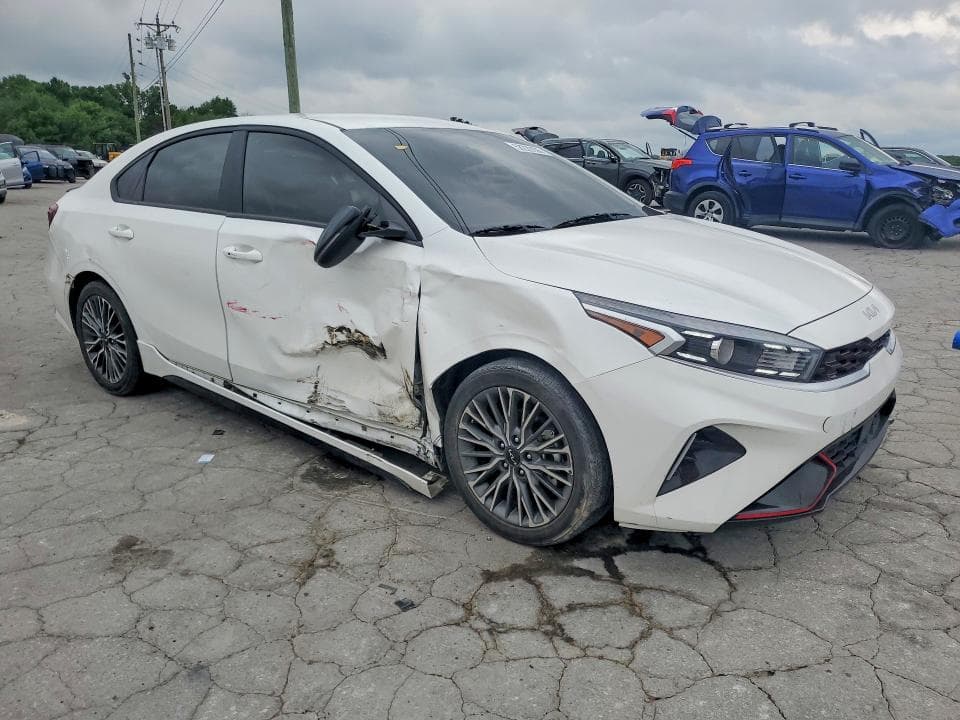 2024 KIA FORTE GT LINE 4