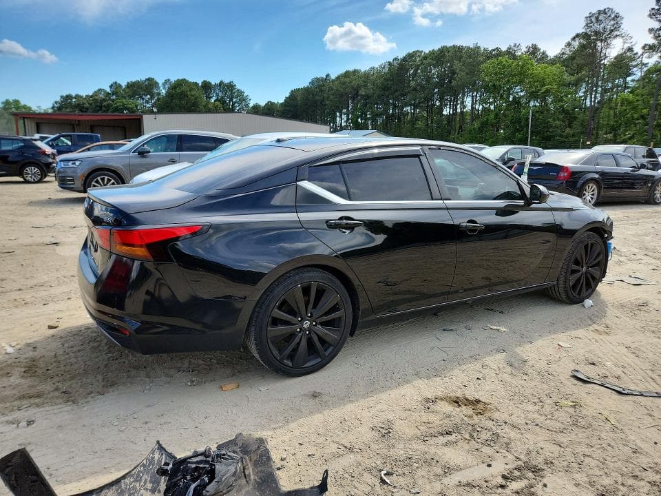 2019 NISSAN ALTIMA SR 3