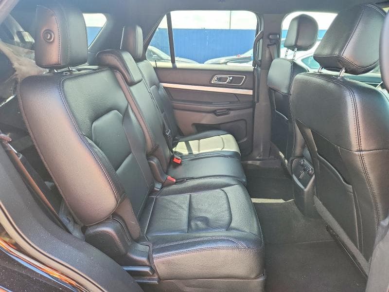 2017 FORD EXPLORER XLT 10