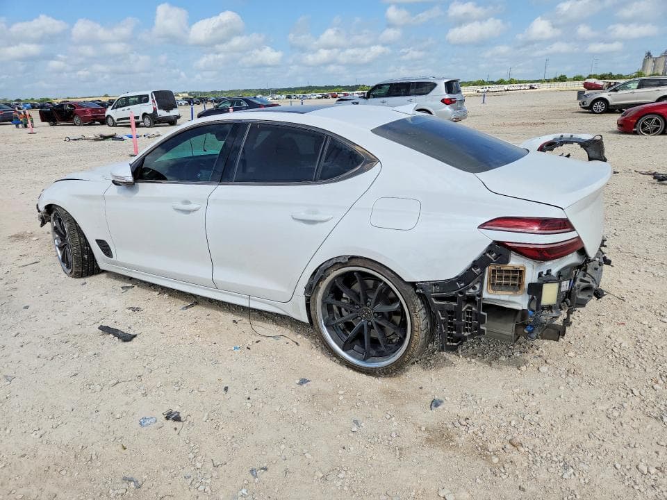 2022 GENESIS G70 3.3T STANDARD 2