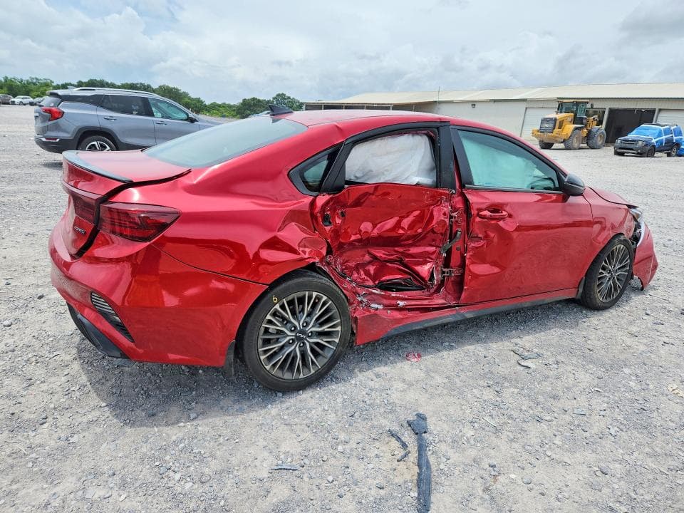 2024 KIA FORTE GT LINE 3