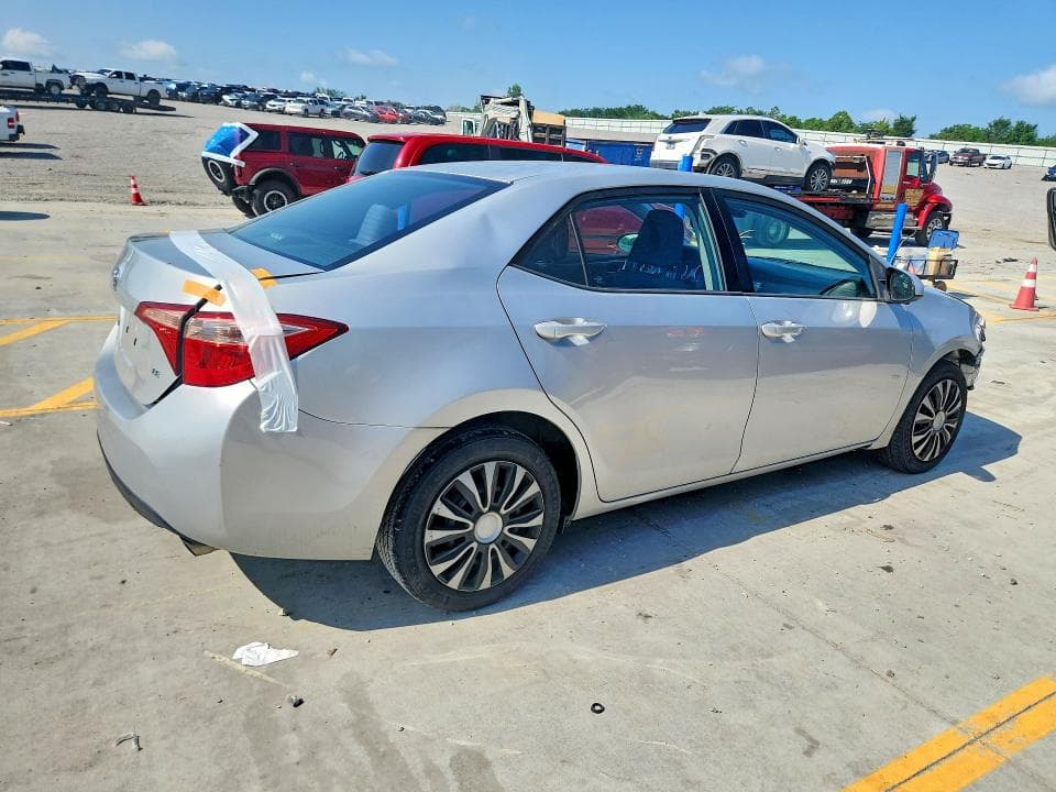 2017 TOYOTA COROLLA LE 3