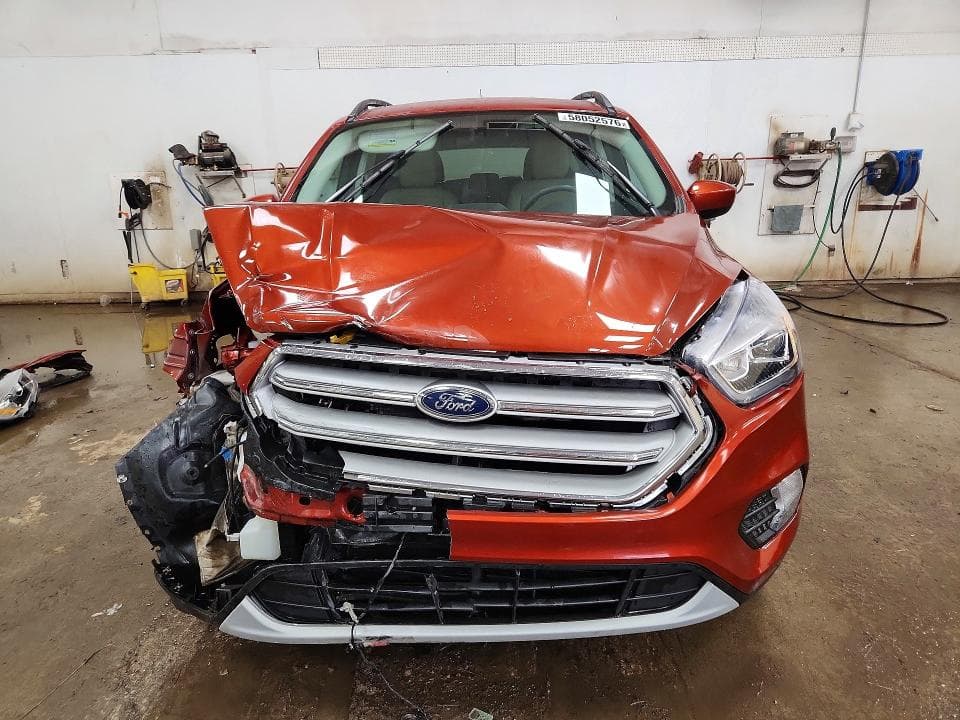 2019 FORD ESCAPE SEL 5
