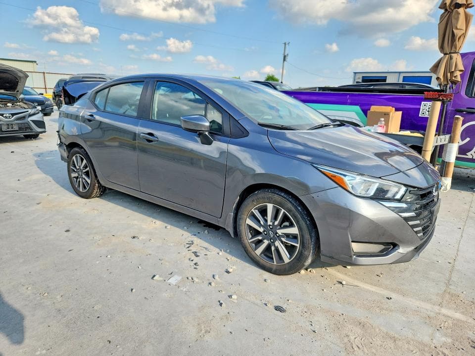 2024 NISSAN VERSA SV 4