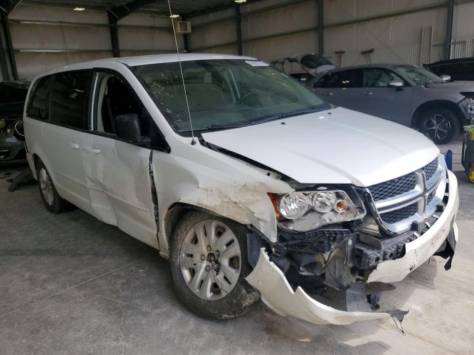 2017 DODGE GRAND CARAVAN SE 4
