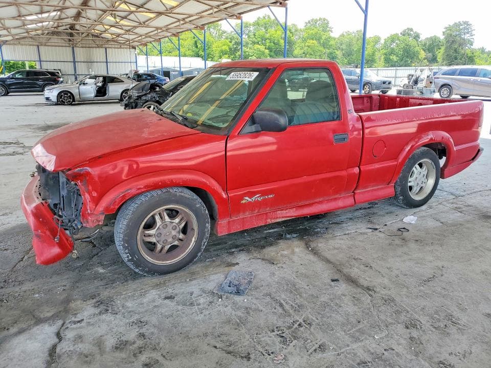 2000 CHEVROLET S10 - 1