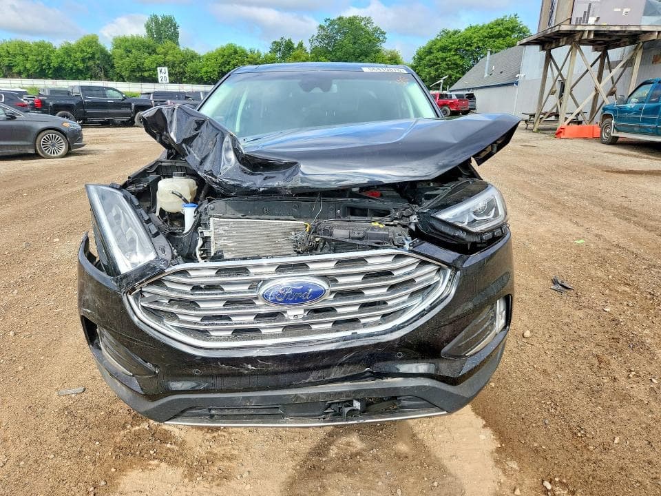 2022 FORD EDGE TITANIUM 5