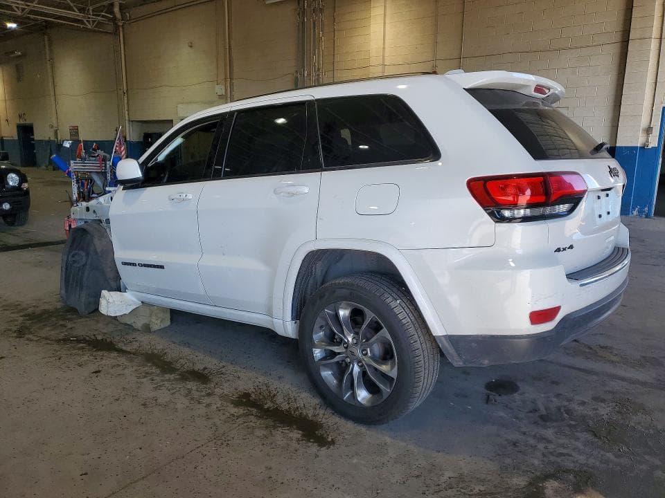 2019 JEEP GRAND CHEROKEE LAREDO 2