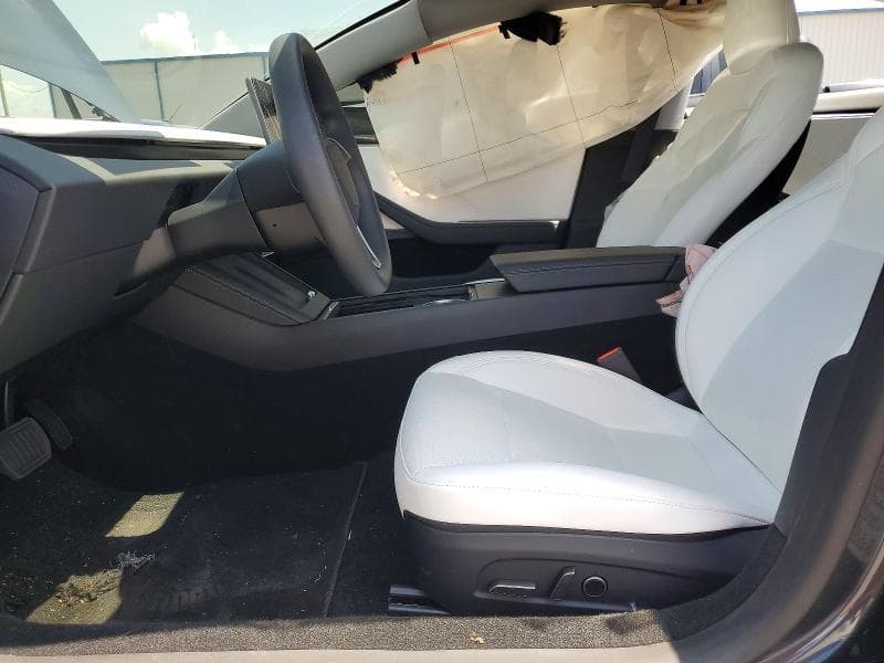 2025 TESLA MODEL 3 7