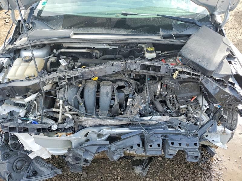 2017 FORD FOCUS SE 11