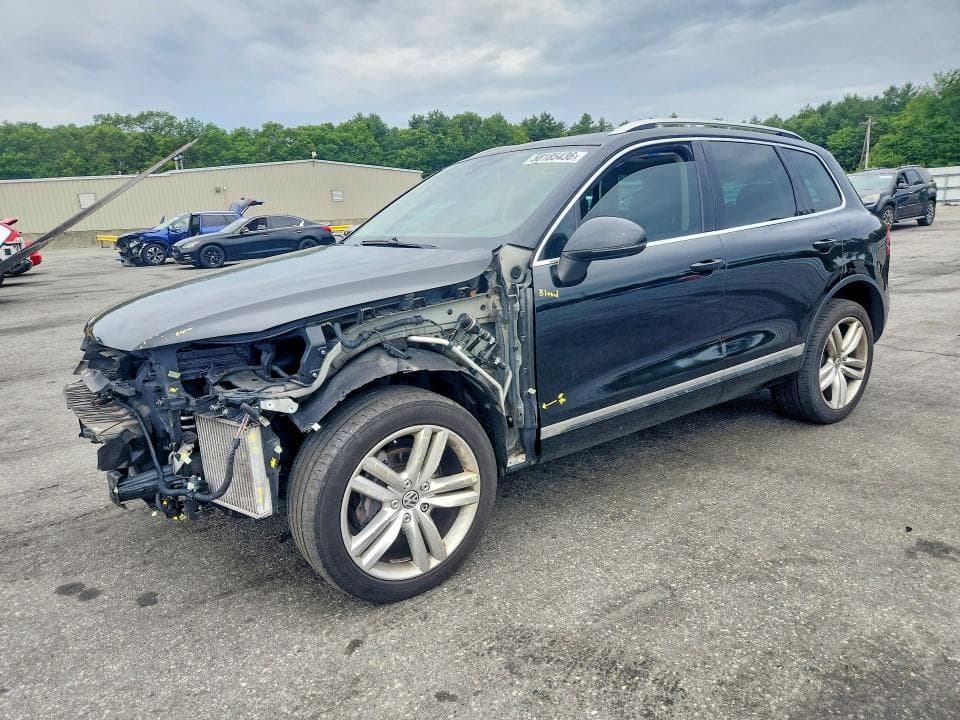 2012 VOLKSWAGEN TOUAREG