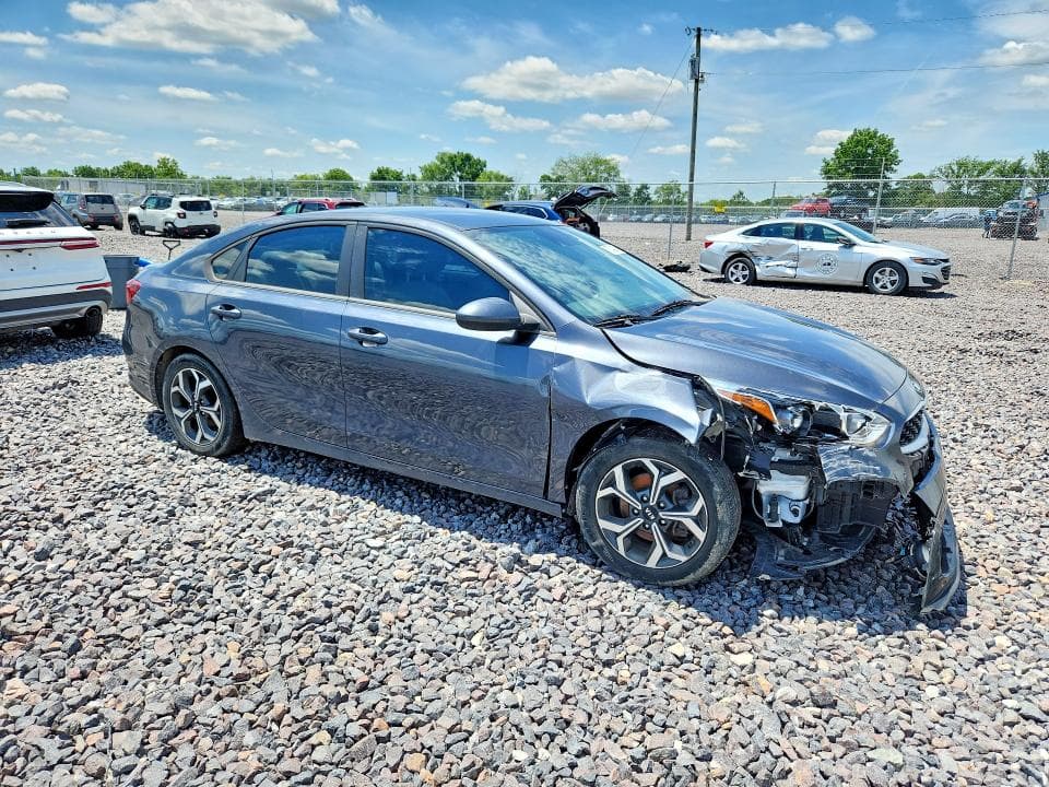 2021 KIA FORTE LXS 4