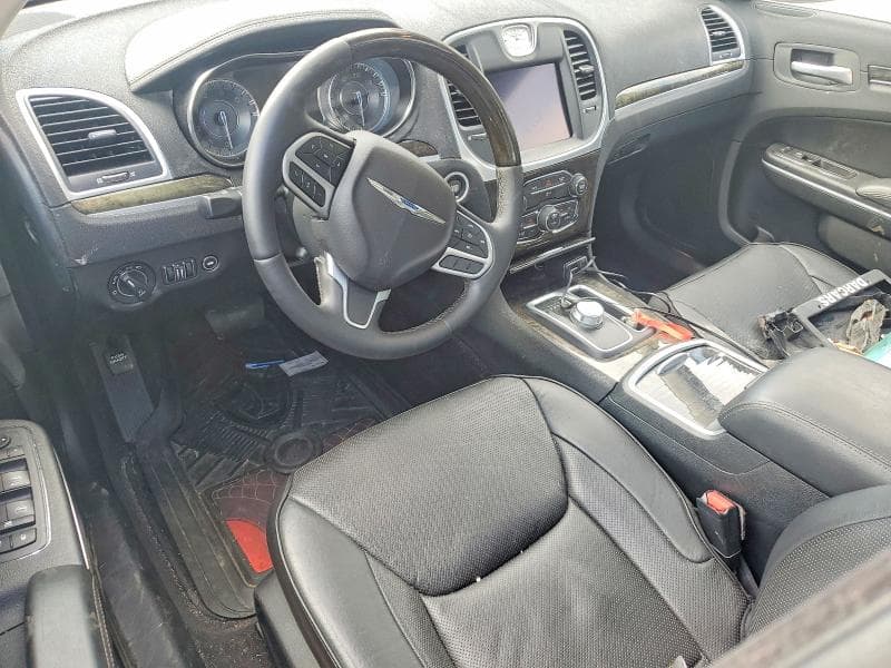 2018 CHRYSLER 300 8