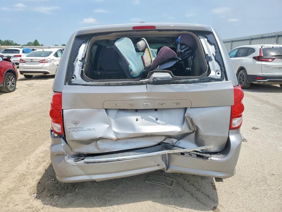 2018 DODGE GRAND CARAVAN SE 6