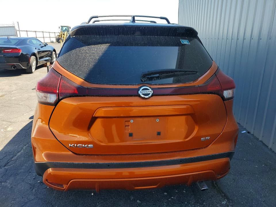 2021 NISSAN KICKS SR 6