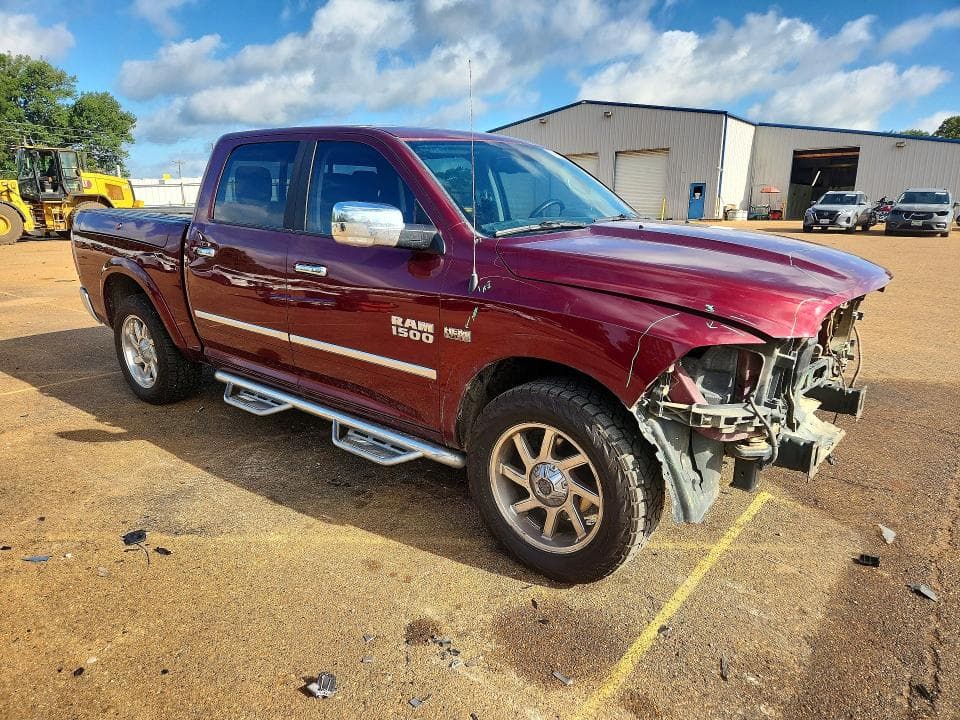 2017 RAM 1500 LARAMIE 4