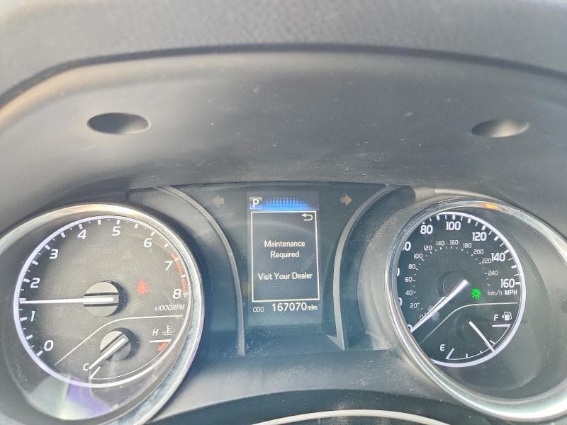 2019 TOYOTA CAMRY SE 9