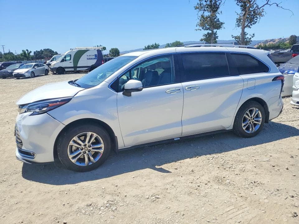 2024 TOYOTA SIENNA PLATINUM 7-PASSENGER - 1
