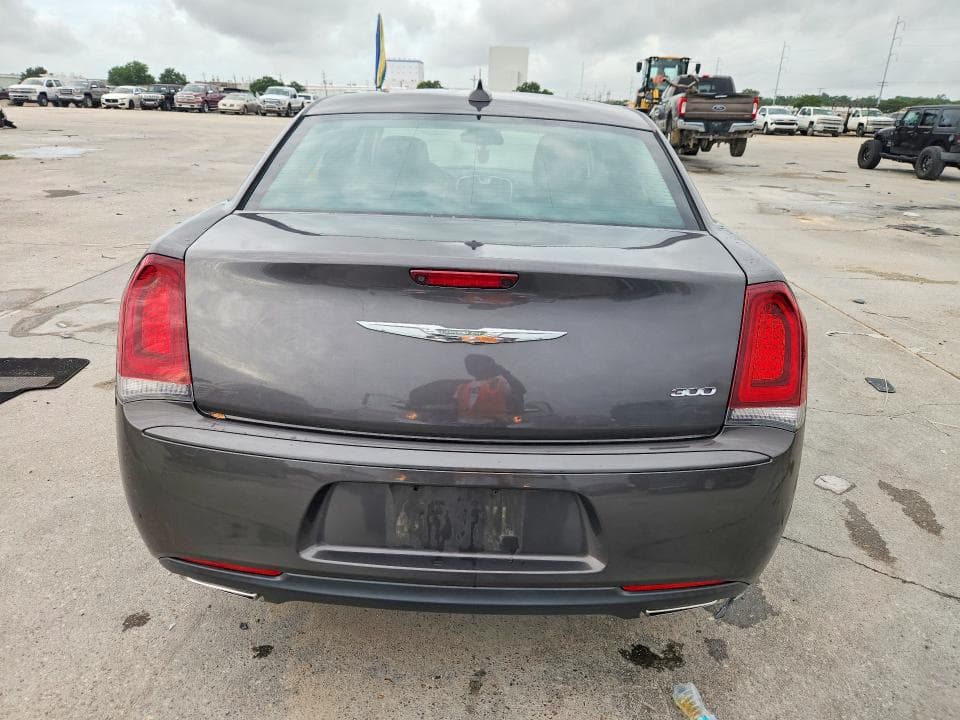 2019 CHRYSLER 300 TOURING 6