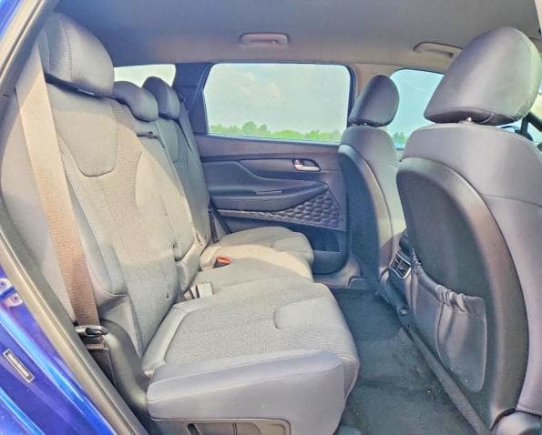 2021 HYUNDAI SANTA FE SE 11