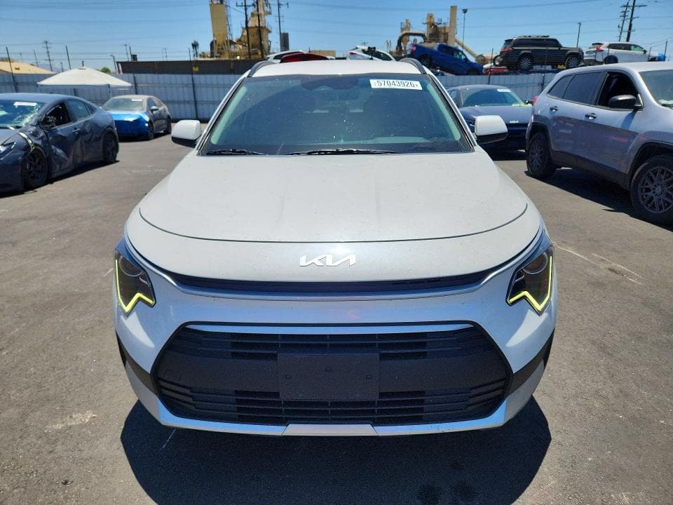 2025 KIA NIRO LX 5