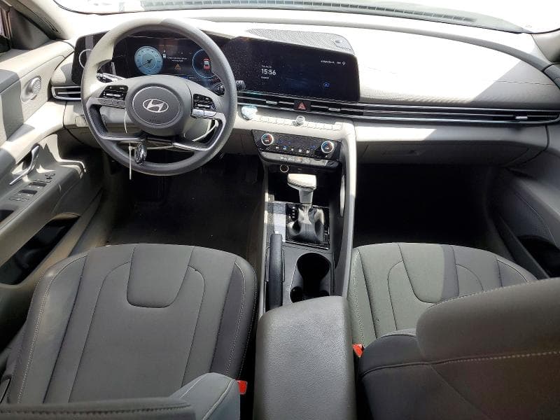 2024 HYUNDAI ELANTRA SEL 8