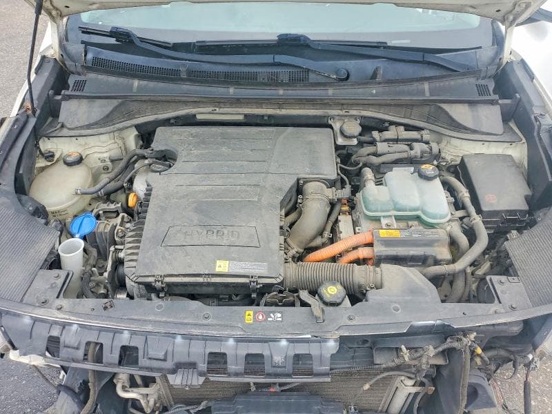 2018 KIA NIRO EX 12