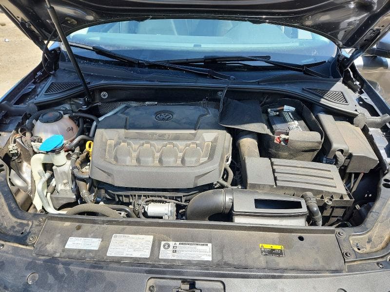 2018 VOLKSWAGEN PASSAT SE 11