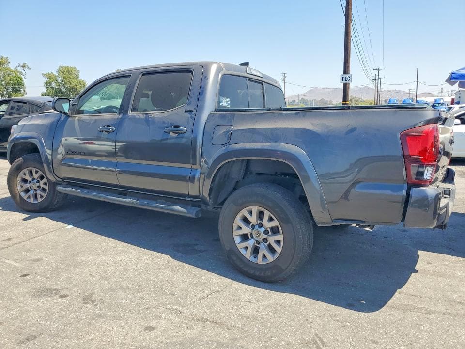2017 TOYOTA TACOMA SR5 V6 2
