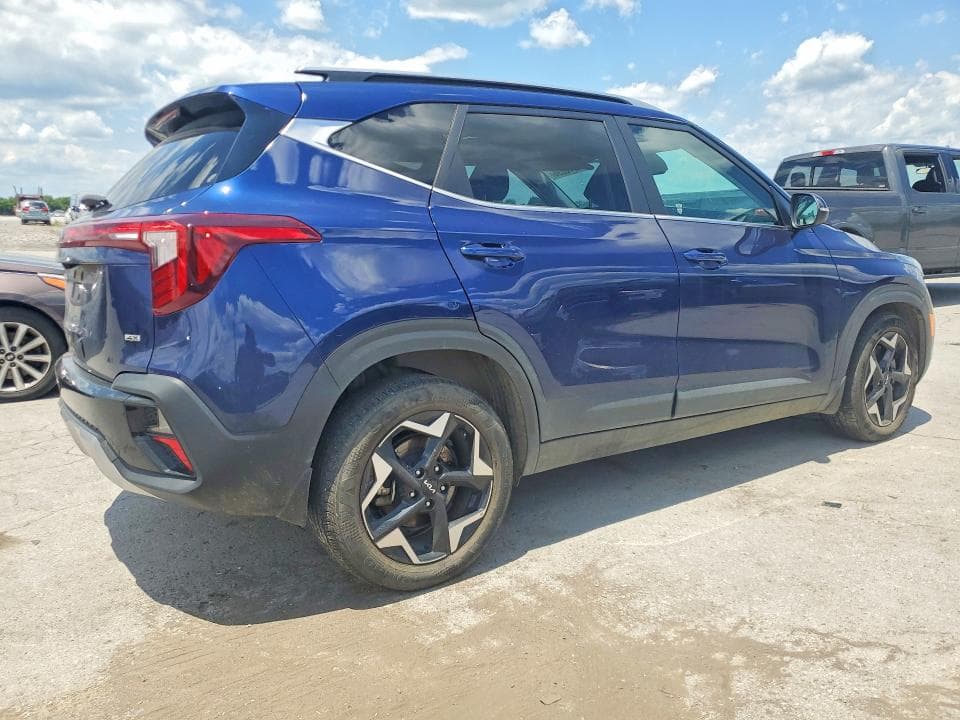 2024 KIA SELTOS EX 3