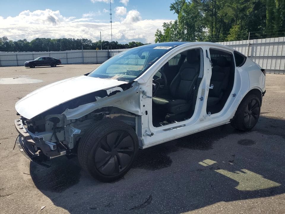 2026 TESLA MODEL Y - 1
