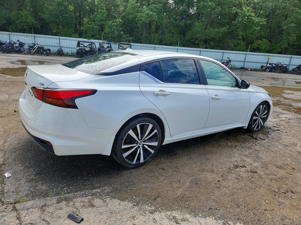 2019 NISSAN ALTIMA SR 3
