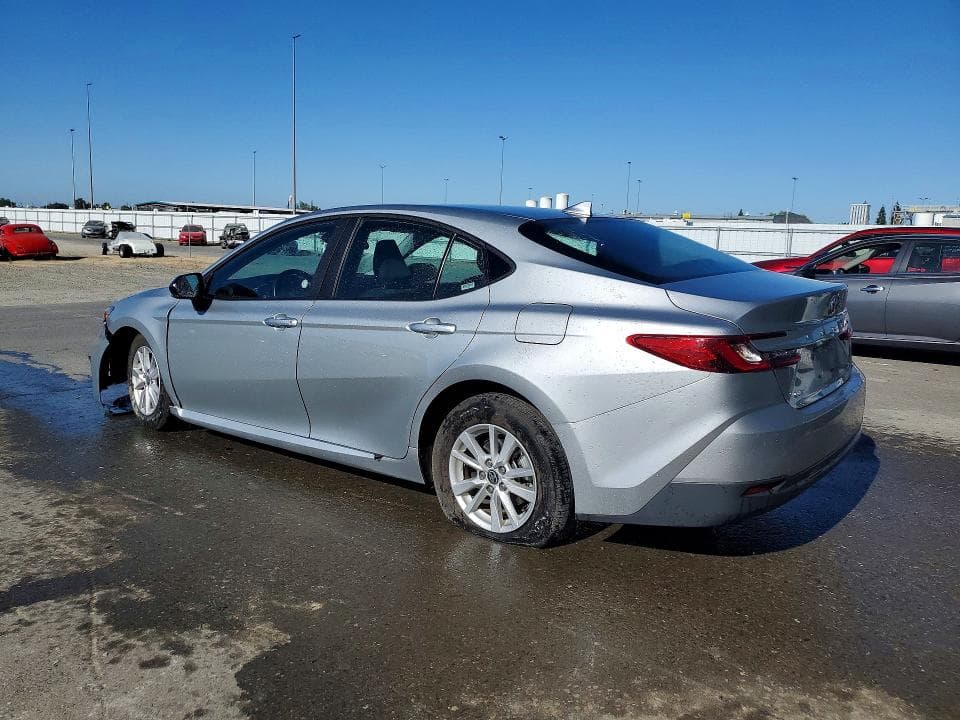 2025 TOYOTA CAMRY LE 2