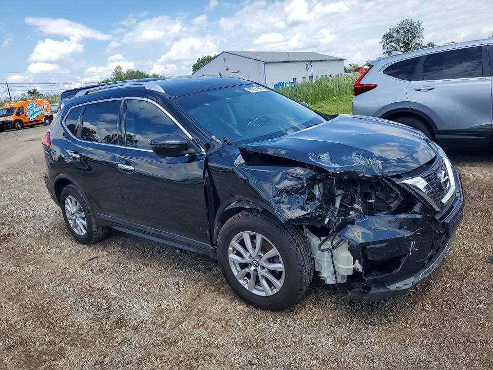 2017 NISSAN ROGUE 4