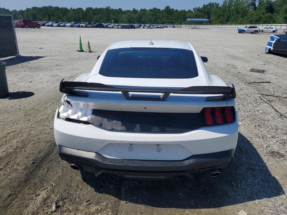 2024 FORD MUSTANG 6