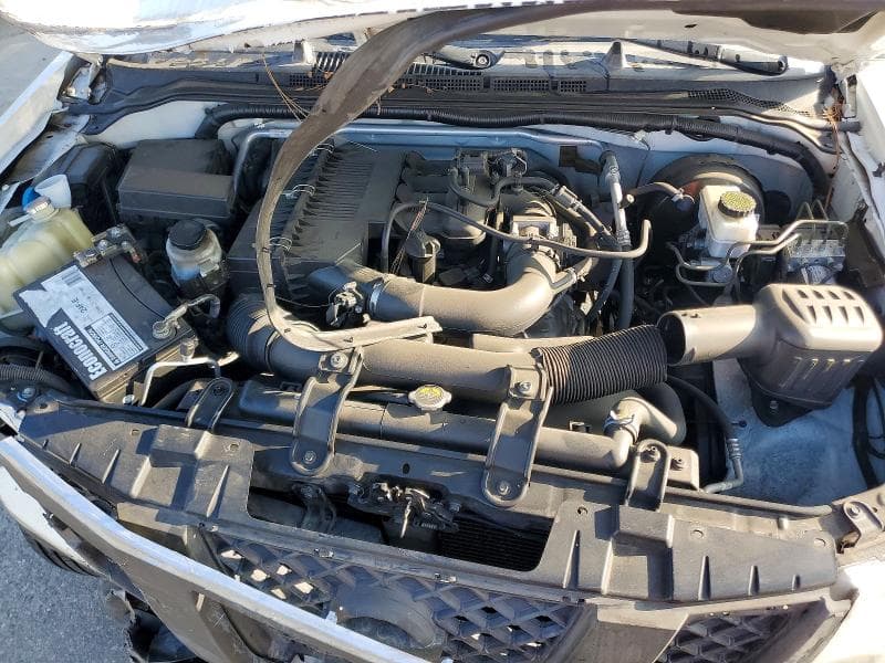 2019 NISSAN FRONTIER S 11