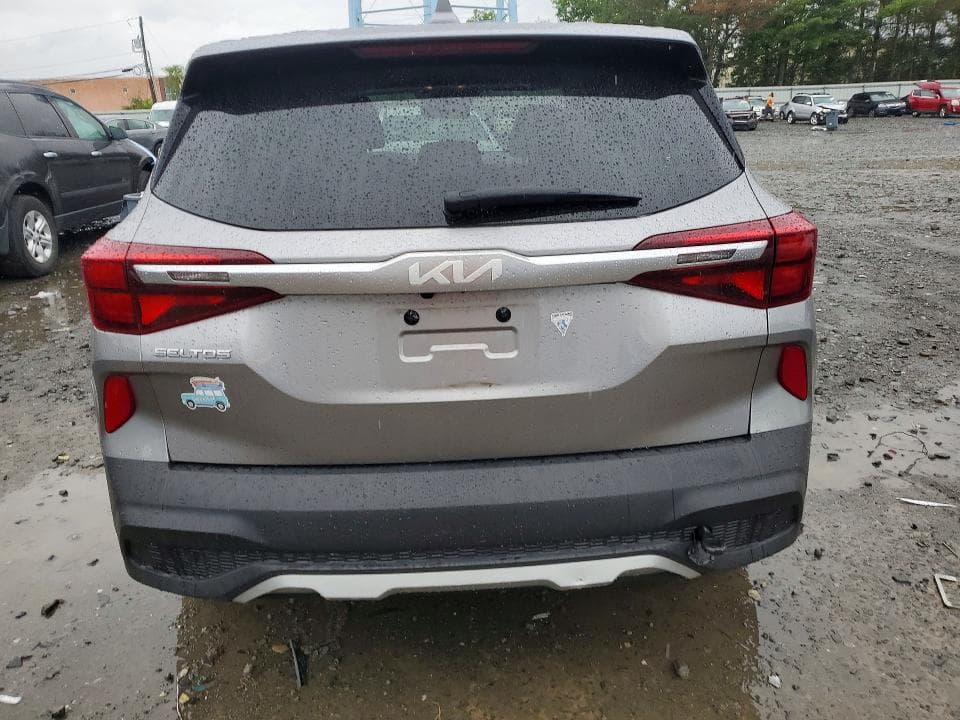 2022 KIA SELTOS LX 6