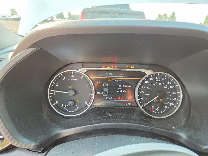2024 NISSAN SENTRA SR 9