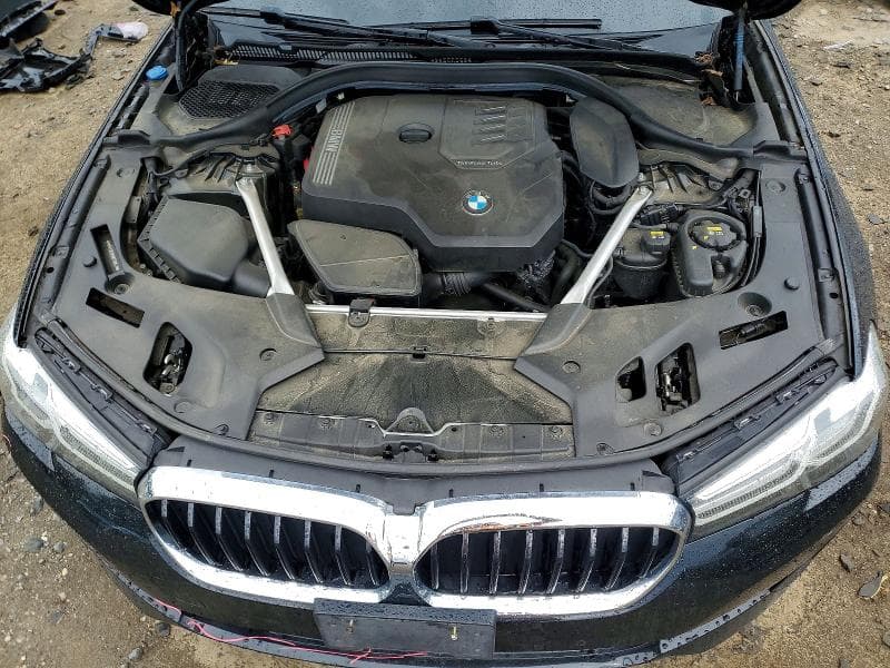 2021 BMW 530 XI 11