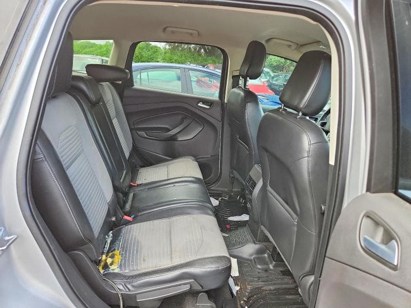 2019 FORD ESCAPE SE 11