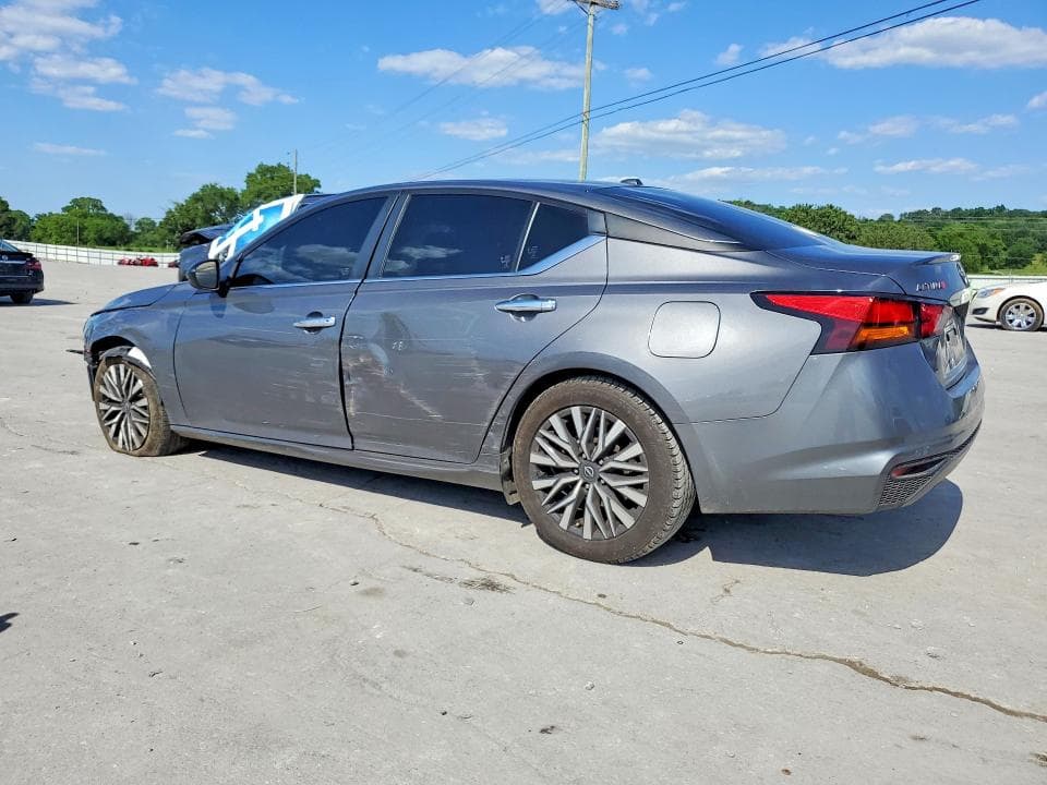 2024 NISSAN ALTIMA SV 2