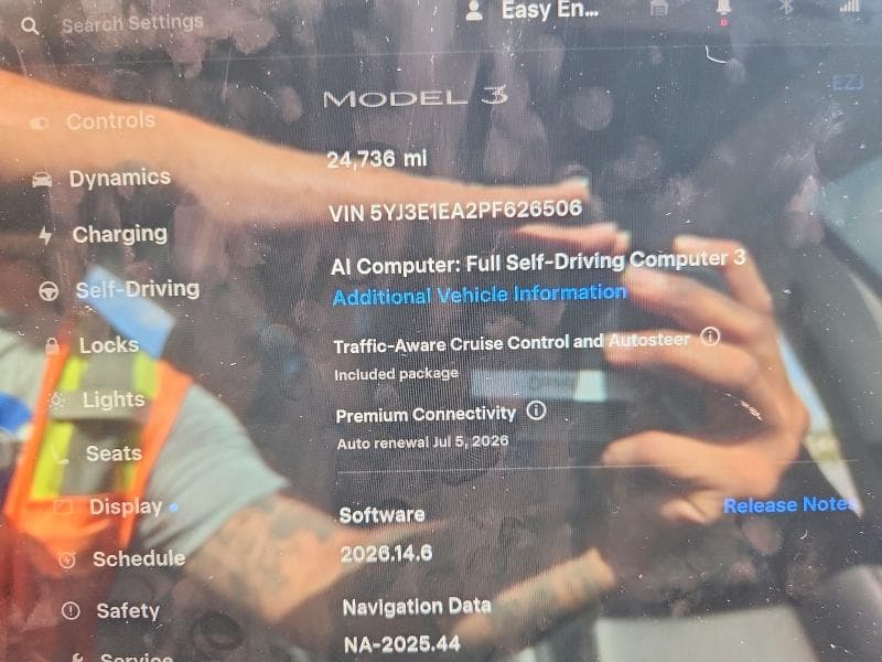 2023 TESLA MODEL 3 9