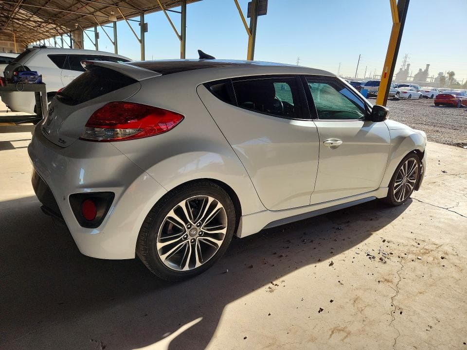 2017 HYUNDAI VELOSTER TURBO 3